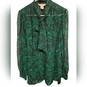 New Green Patterned blouse